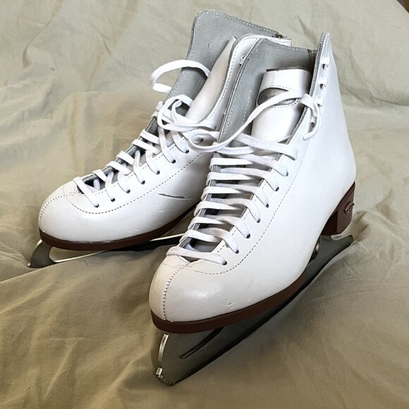 Riedell | vintage Riedell 121 figure skates women size 7 medium - Picture 1 of 7